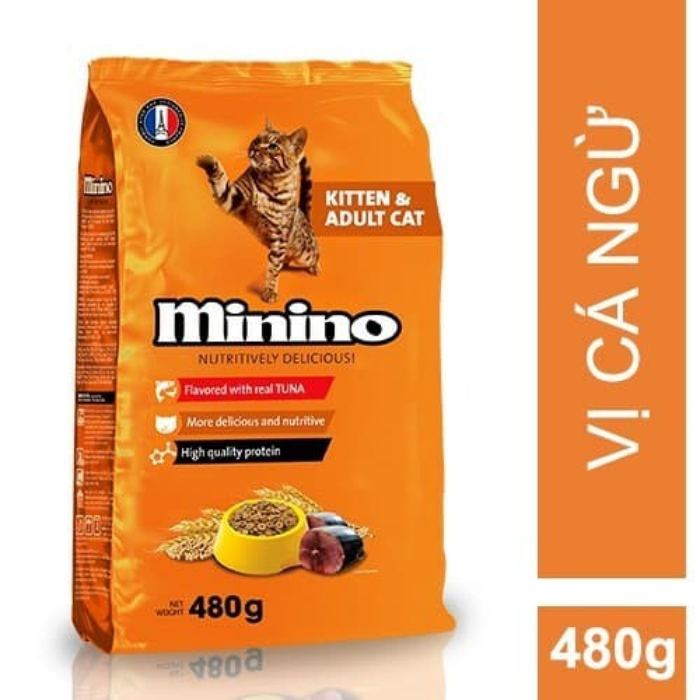  Cách sử dụng thức ăn cho mèo Minino Yum rất đơn giản. Với các chú mèo trưởng thành, bạn có thể cho ăn trực tiếp (Nguồn: Internet)